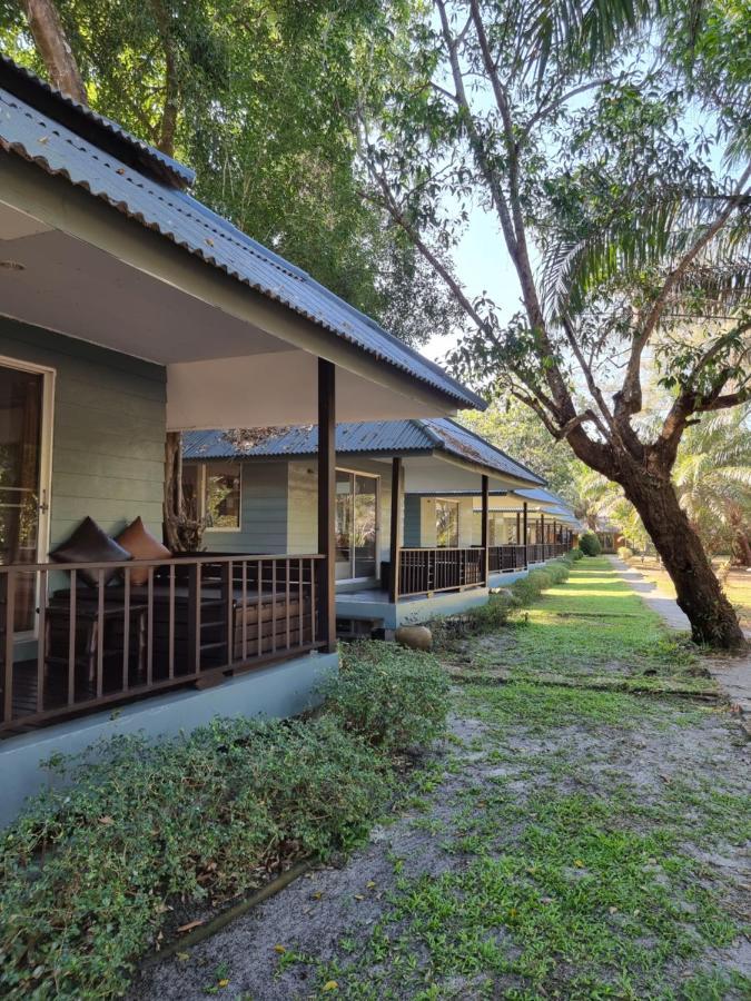 Phayam Cottage Resort Koh Phayam Room photo